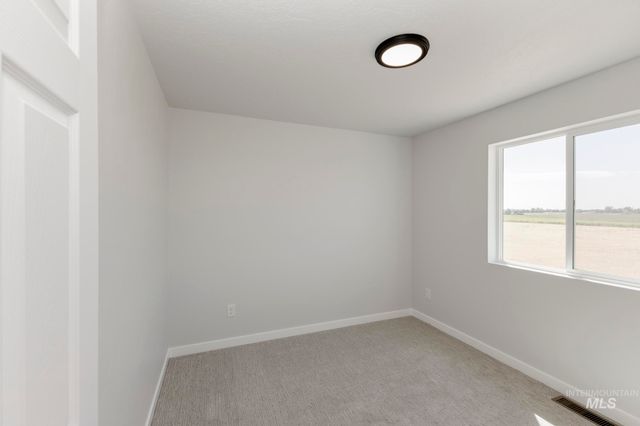 936 N Mirror Creek Way, Meridian, ID 83642