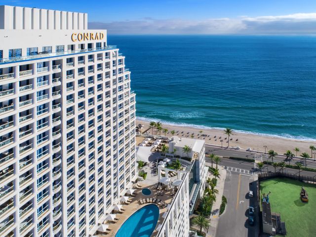 551 N FORT LAUDERDALE BEACH Boulevard R1801, Fort Lauderdale, FL 33304
