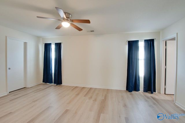 198 Cloverbrook Drive, Harvest, AL 35749