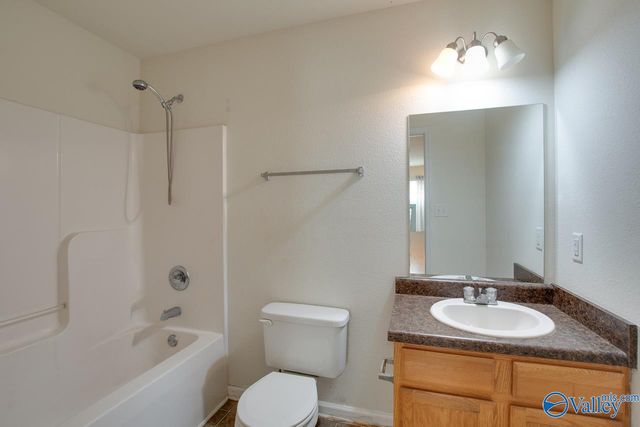 198 Cloverbrook Drive, Harvest, AL 35749