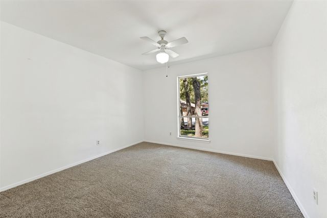 2112 Dartmouth Drive, Arlington, TX 76015