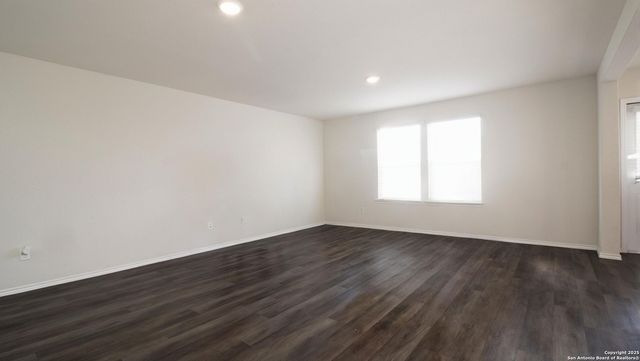 5819 E Rolling Glen, San Antonio, TX 78244