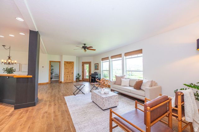 275 S 8600 E, Huntsville, UT 84317