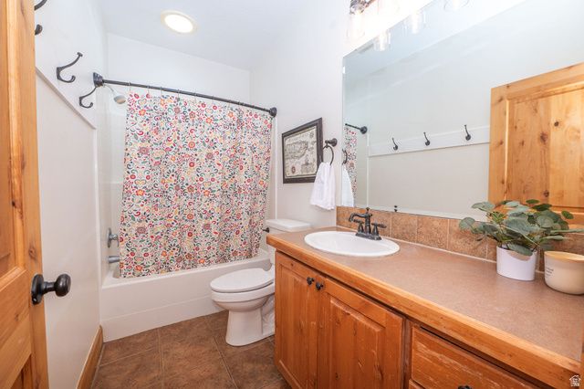 275 S 8600 E, Huntsville, UT 84317