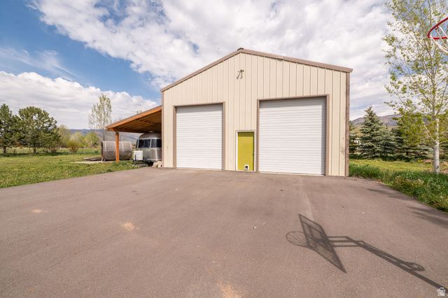 275 S 8600 E, Huntsville, UT 84317