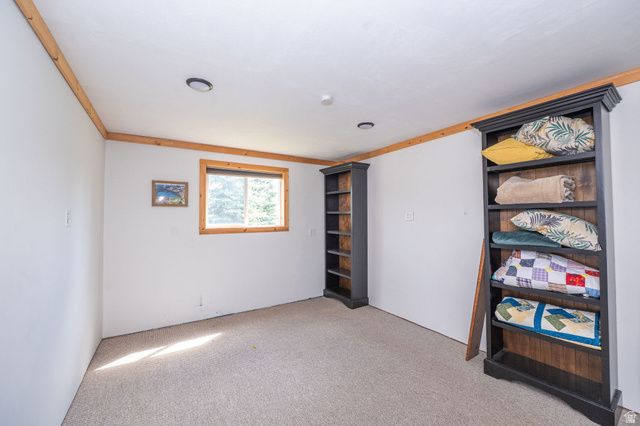 275 S 8600 E, Huntsville, UT 84317