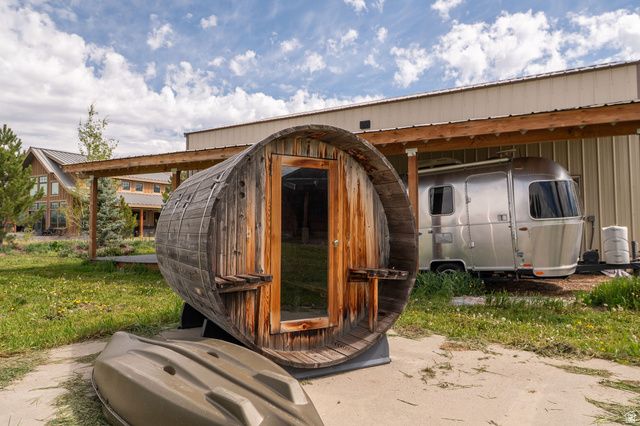275 S 8600 E, Huntsville, UT 84317
