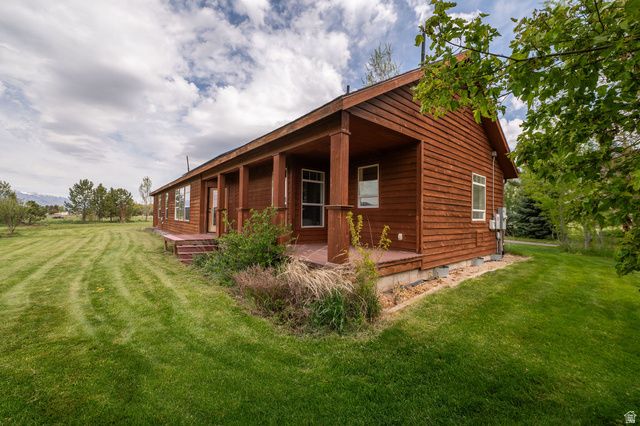 275 S 8600 E, Huntsville, UT 84317