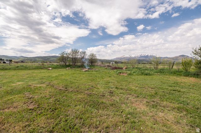 275 S 8600 E, Huntsville, UT 84317