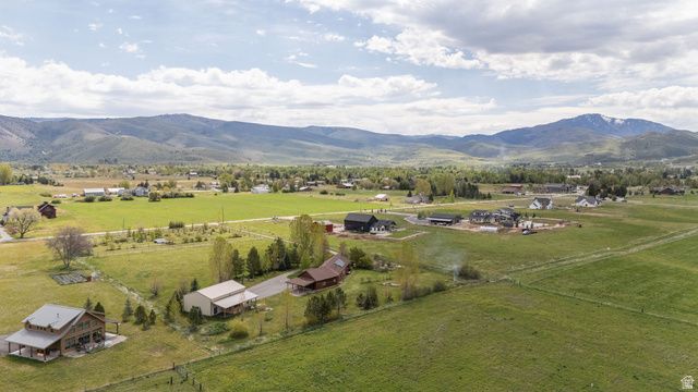 275 S 8600 E, Huntsville, UT 84317