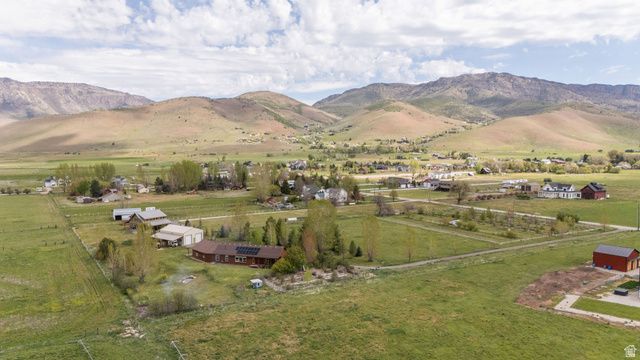 275 S 8600 E, Huntsville, UT 84317