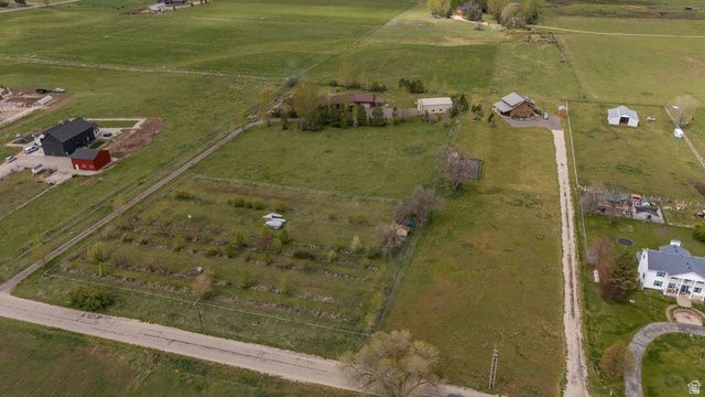 275 S 8600 E, Huntsville, UT 84317