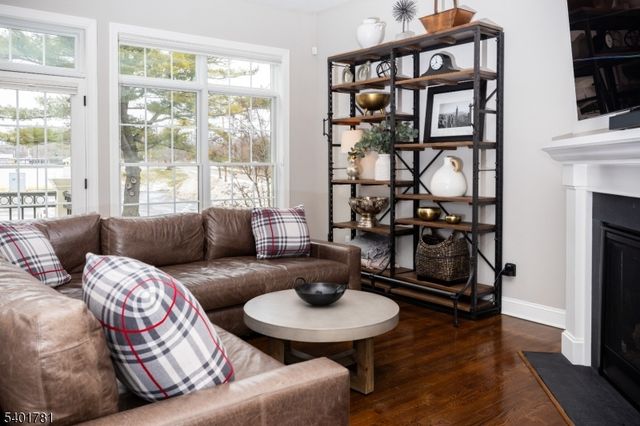 6 Howland Ter, Morris Twp., NJ 07960