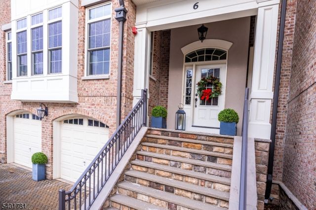 6 Howland Ter, Morris Twp., NJ 07960