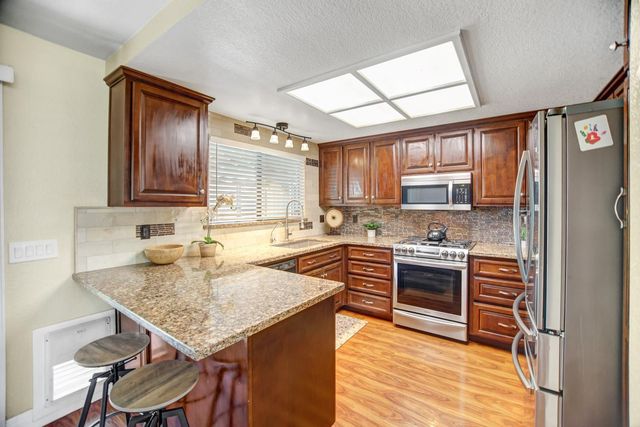 109 Cherri Lynn Ave, Rio Linda, CA 95673
