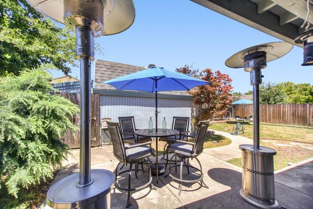 109 Cherri Lynn Ave, Rio Linda, CA 95673