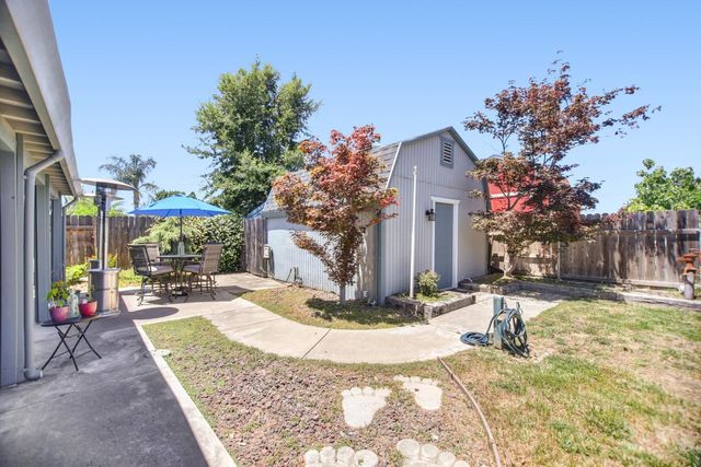 109 Cherri Lynn Ave, Rio Linda, CA 95673