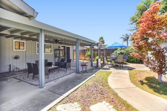 109 Cherri Lynn Ave, Rio Linda, CA 95673