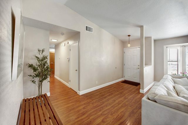 109 Cherri Lynn Ave, Rio Linda, CA 95673