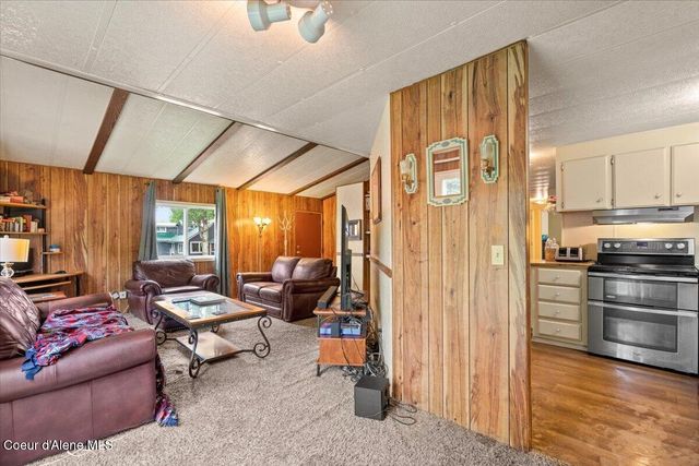 813 N Ella AVE, Sandpoint, ID 83864