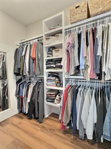 7000 E Pheasant Ridge St, Wichita, KS 67226