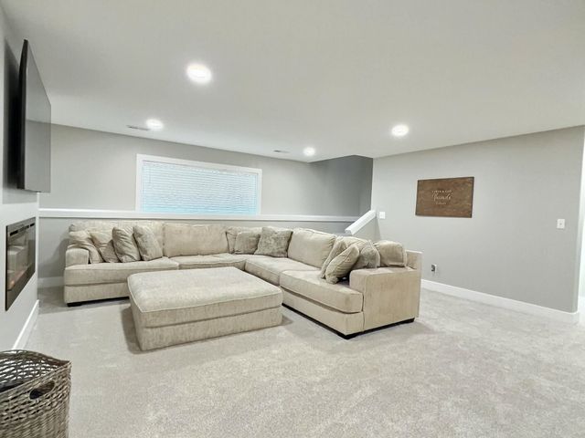 7000 E Pheasant Ridge St, Wichita, KS 67226