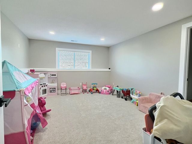 7000 E Pheasant Ridge St, Wichita, KS 67226