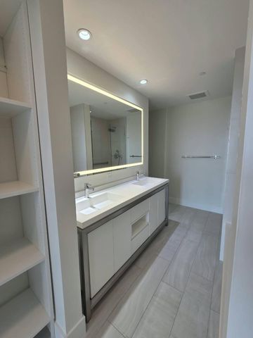 2000 METROPICA Way 2401, Sunrise, FL 33323