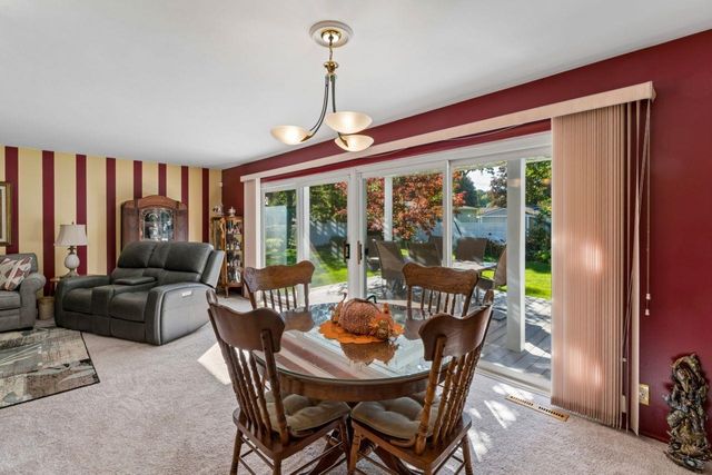 2119 Blackthorn Drive, Burton, MI 48509