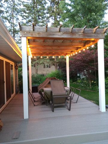 2119 Blackthorn Drive, Burton, MI 48509