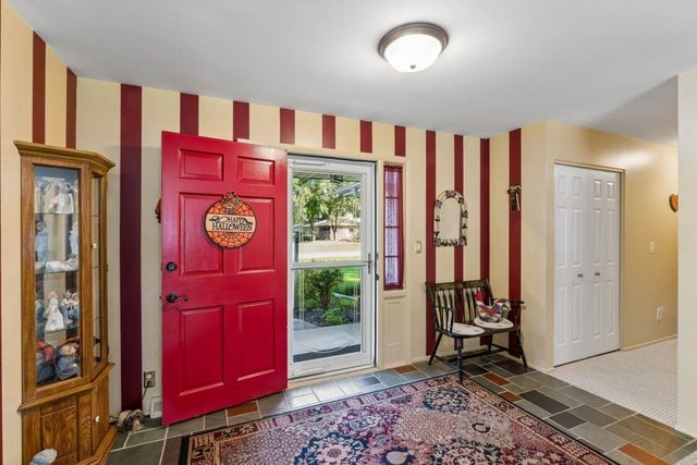 2119 Blackthorn Drive, Burton, MI 48509