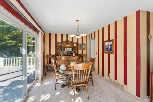 2119 Blackthorn Drive, Burton, MI 48509