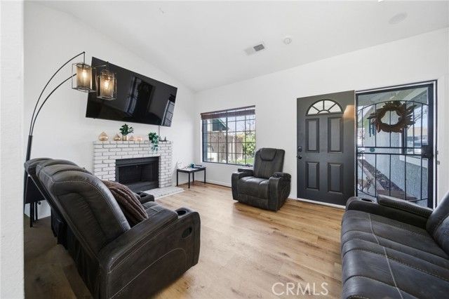 130 Mountainside Drive, Palmdale, CA 93550