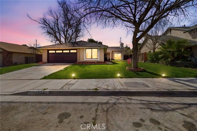 130 Mountainside Drive, Palmdale, CA 93550