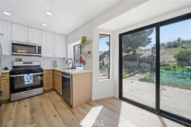 130 Mountainside Drive, Palmdale, CA 93550