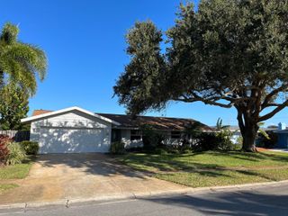 415 Aruba Court, Satellite Beach, FL 32937
