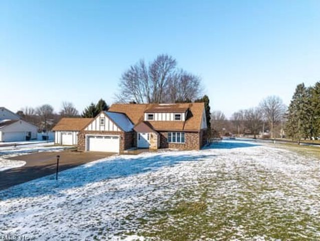 61 Hillside Drive, Dalton, OH 44618