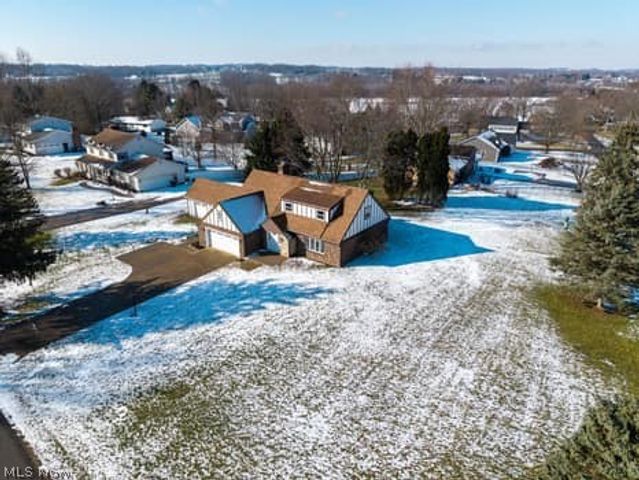 61 Hillside Drive, Dalton, OH 44618