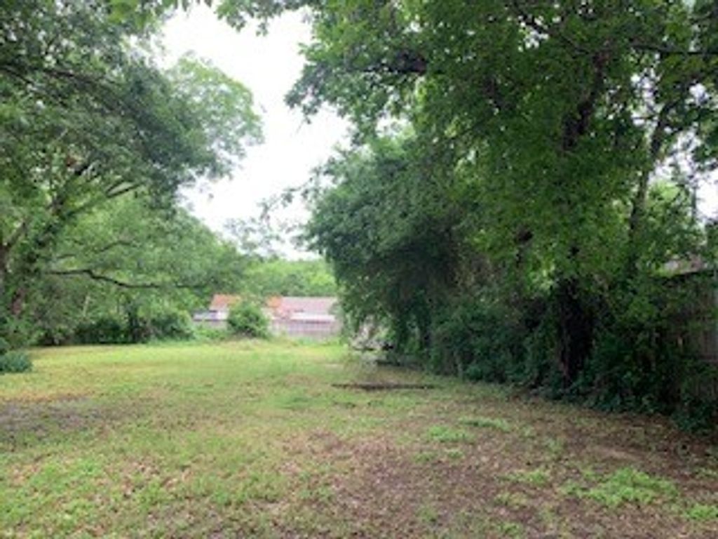 306 S Murray Street, Mckinney, TX 75069