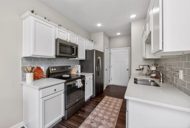 213 NE Glendale Lane, Ankeny, IA 50021