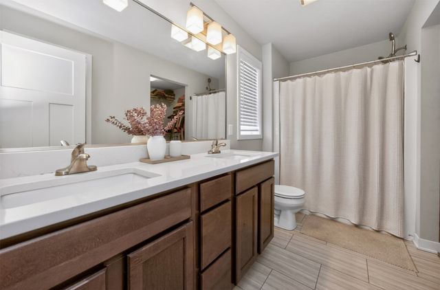 213 NE Glendale Lane, Ankeny, IA 50021