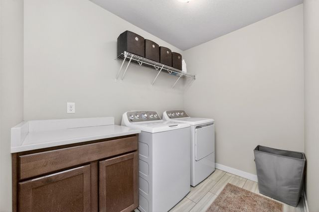 213 NE Glendale Lane, Ankeny, IA 50021