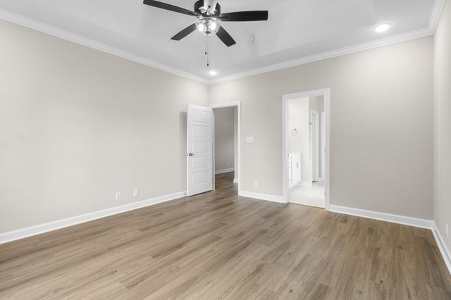 994 Alton Dr, Clarksville, TN 37043