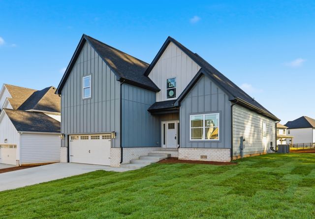 994 Alton Dr, Clarksville, TN 37043