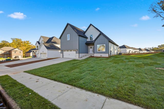 994 Alton Dr, Clarksville, TN 37043