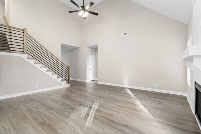 994 Alton Dr, Clarksville, TN 37043