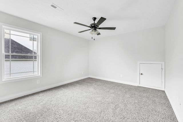 994 Alton Dr, Clarksville, TN 37043