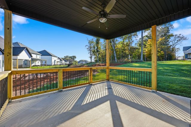 994 Alton Dr, Clarksville, TN 37043