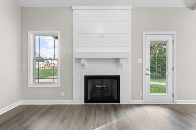 994 Alton Dr, Clarksville, TN 37043