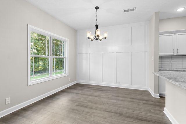 994 Alton Dr, Clarksville, TN 37043